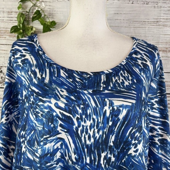 Robert Louis Tunic Top Plus size 1X Blue White Stretch Tropical Modest Casual - Picture 6 of 16